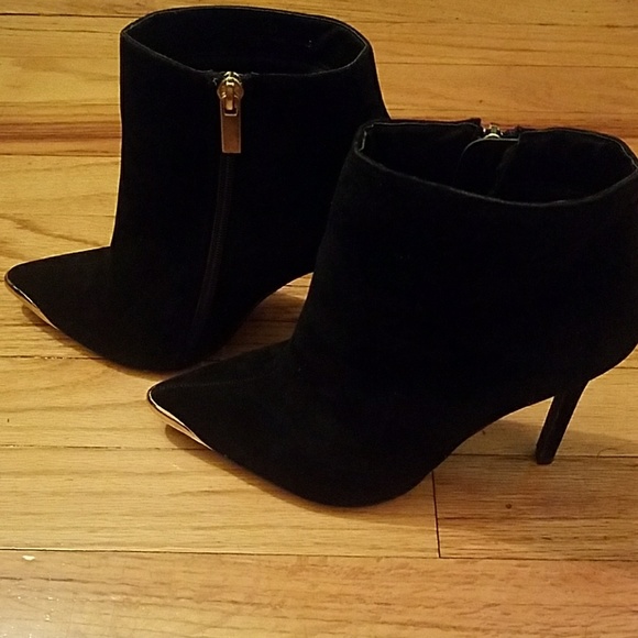 Liliana Shoes - Gold toe booties